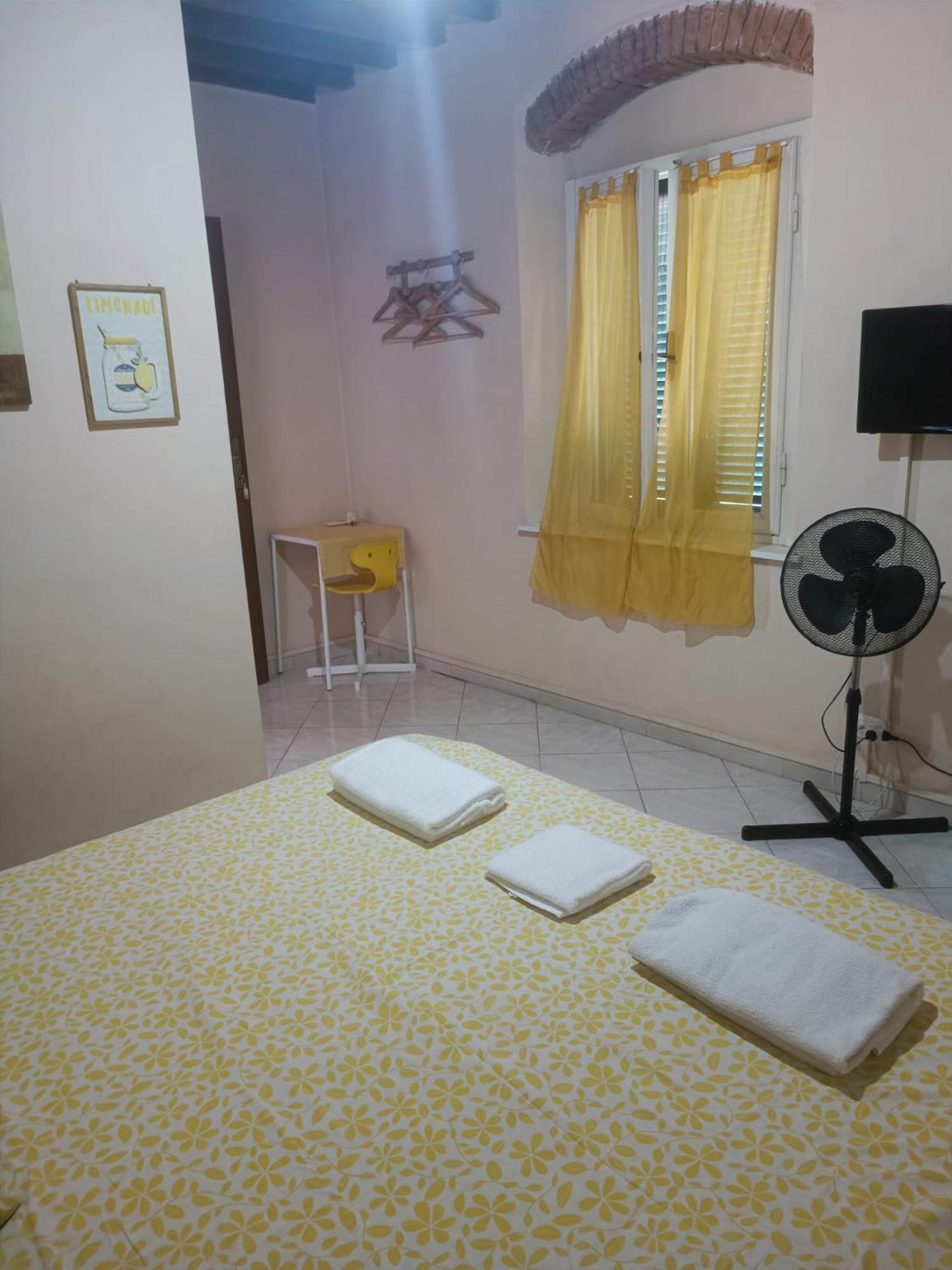Hotel Smile Tower House Piza Zewnętrze zdjęcie